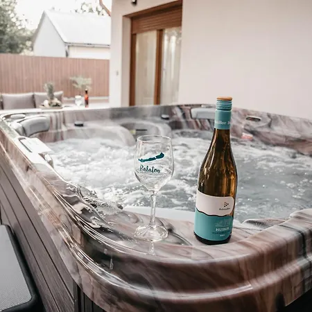 빌라 Luxury Wellness Ii.