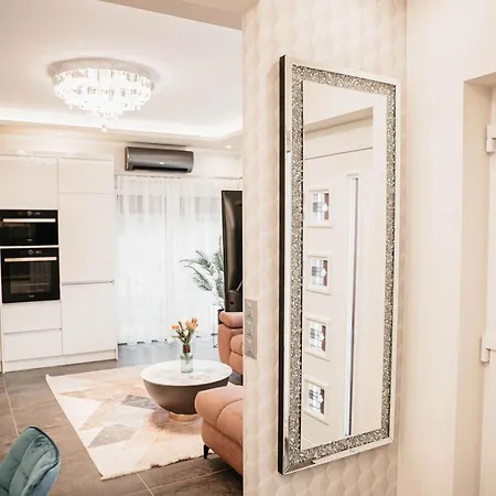 빌라 Luxury Wellness Ii. Balatonboglár