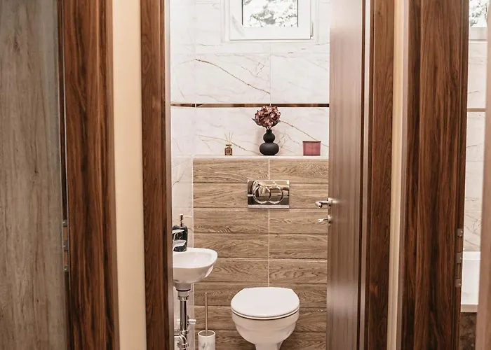 Luxury Wellness Ii.